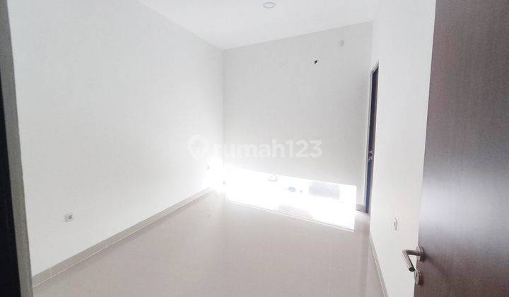 5br House At Maya Persada Regency 2 By Travelio Realty 15