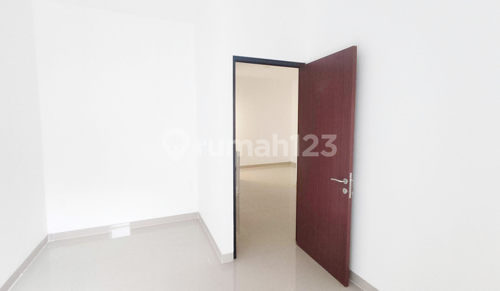 5br House At Maya Persada Regency 2 By Travelio Realty 19
