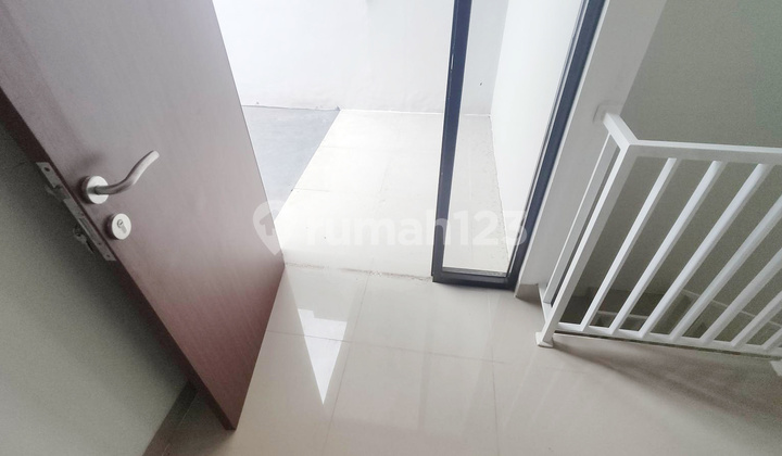 5br House At Maya Persada Regency 2 By Travelio Realty 22