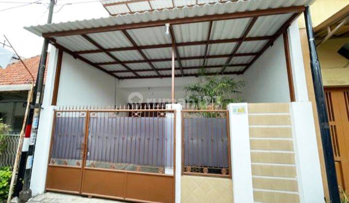 Unfurnished 3br House At Kapasan Kidul By Travelio Realty 1