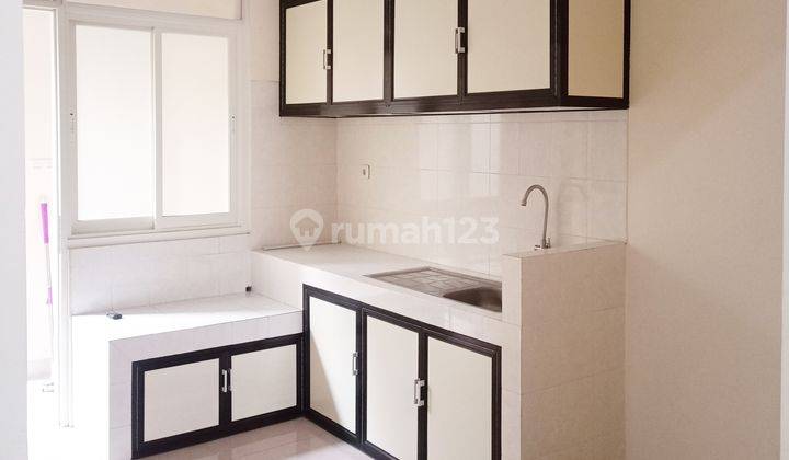 Unfurnished 3br House At Kapasan Kidul By Travelio Realty 36