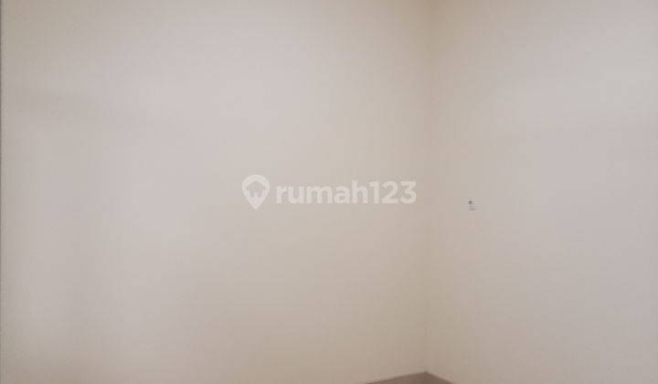 Unfurnished 3br House At Kapasan Kidul By Travelio Realty 46