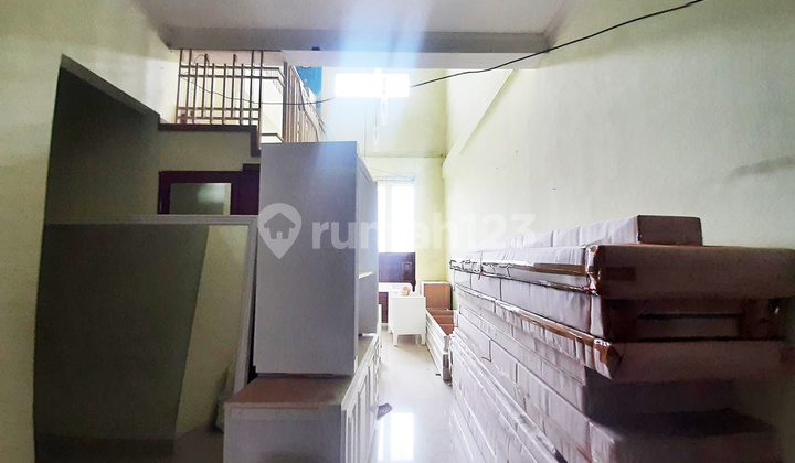 5br House At Kiara Payung By Travelio Realty 18