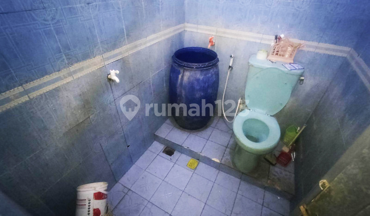 Unfurnished 4br House At Kp Kebantenan Jati Asih By Travelio Realty 13