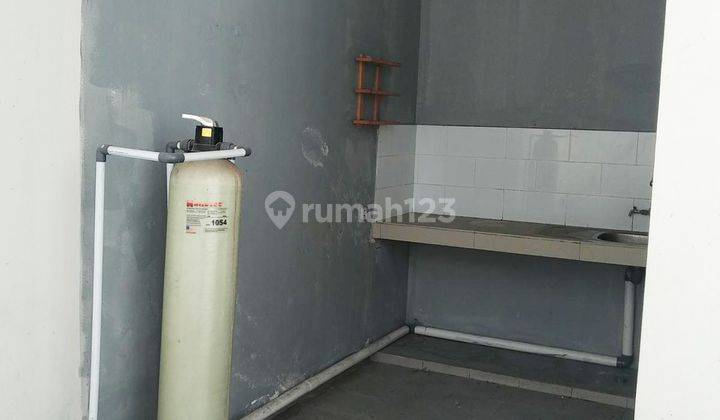 Unfurnished 2br House At Komplek Cempaka Hijau By Travelio Realty 14