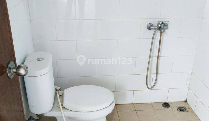 Unfurnished 2br House At Komplek Cempaka Hijau By Travelio Realty 20
