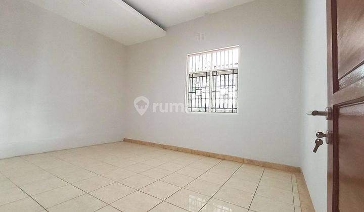 5br Unfurnished House At Curug Indah By Travelio Realty 8