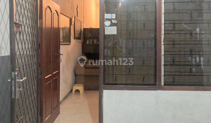 3br House At Komplek Rajawali By Travelio Realty 11