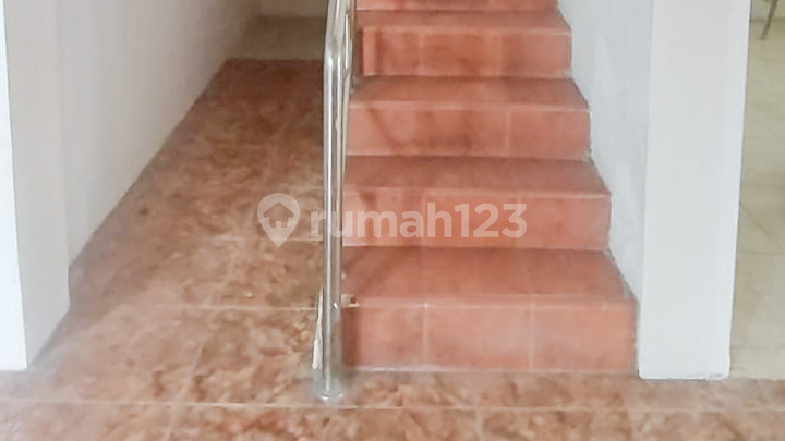 5br House At Komplek Twp 3 Graha Jala Yudha By Travelio Realty 5