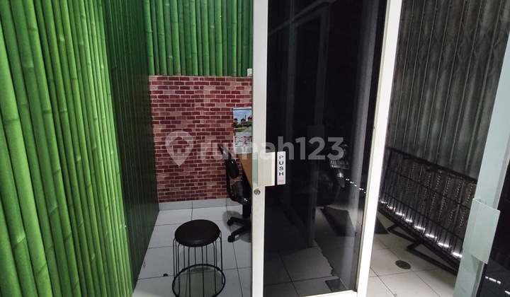 4 Storey Ruko At Green Park By Travelio Realty 3
