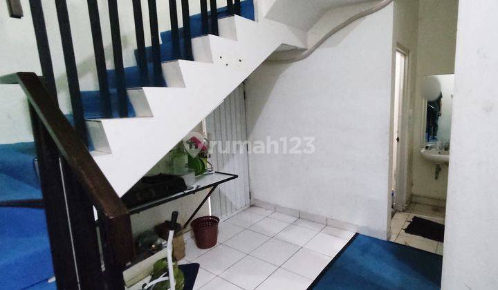 4 Storey Ruko At Green Park By Travelio Realty 6