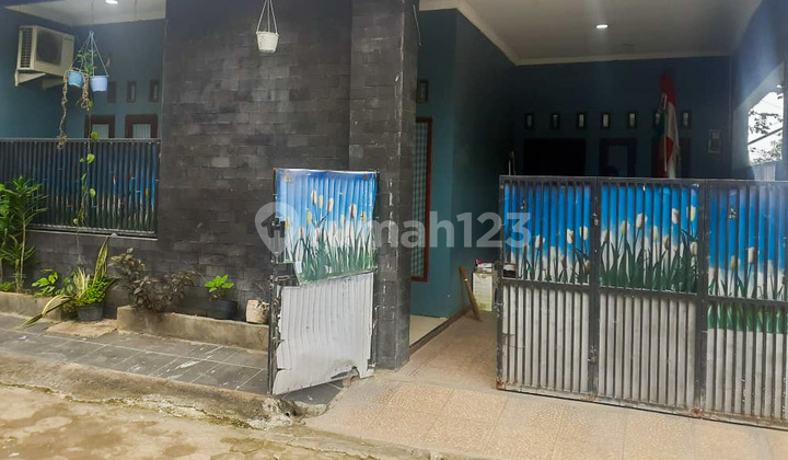 3br House At Perumahan Karawang Jaya By Travelio Realty 5