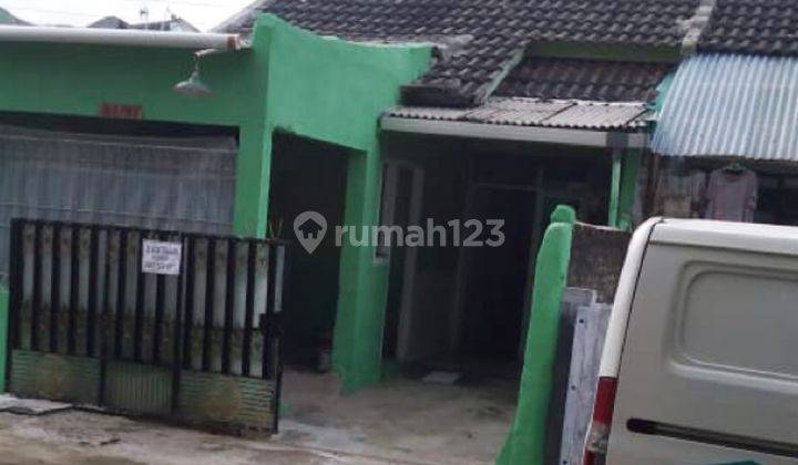 2br House At Griya Permata Raya By Travelio Realty 4