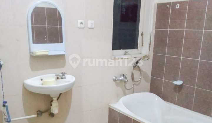 3br House At Puri Tata Indah Palace By Travelio Realty 12