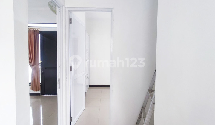3br Unfurnished House At Royal Sawangan Residence By Travelio Realty 13