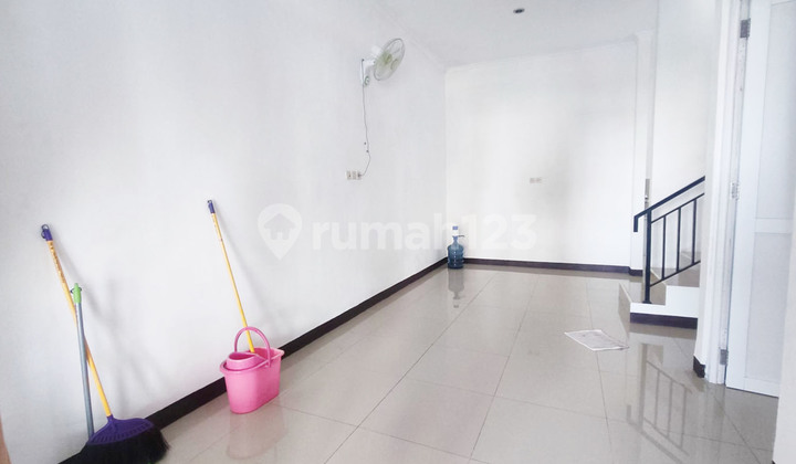 3br Unfurnished House At Royal Sawangan Residence By Travelio Realty 19