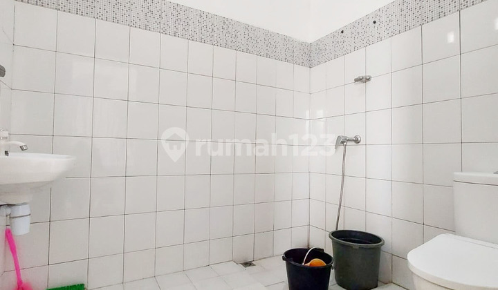 4br House At Parongpong Bandung By Travelio Realty 10