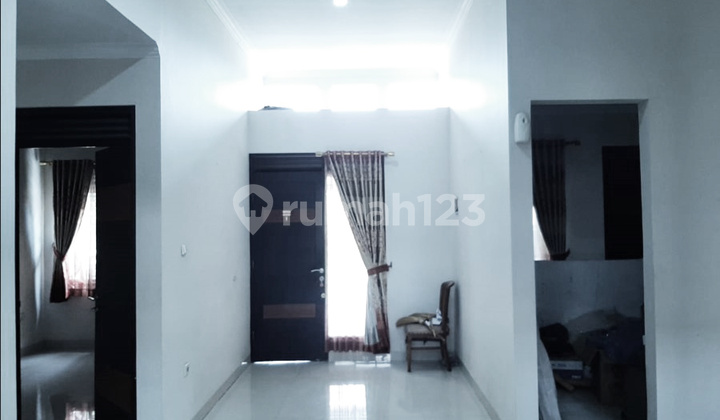 2br House At Grand Sharon Residence By Travelio Realty 14