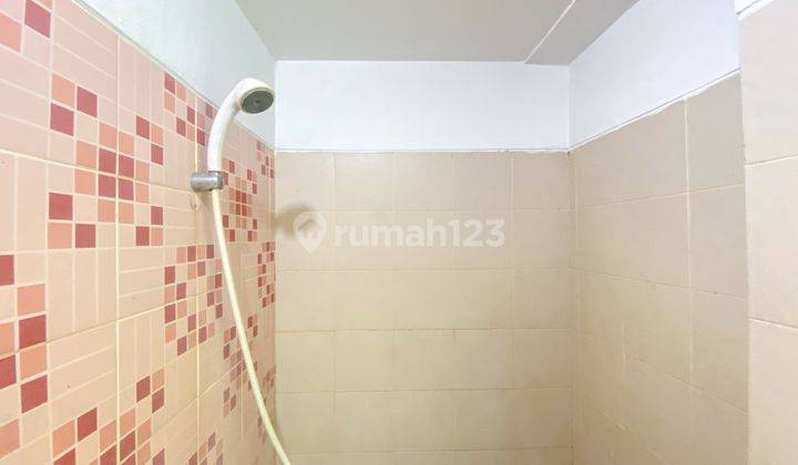 Studio Unfurnished With Ac At D loft Apartment By Travelio 6