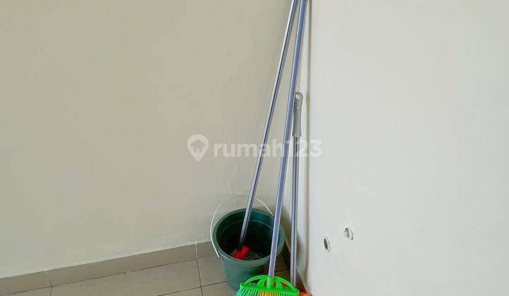 Studio Unfurnished With Ac At D loft Apartment By Travelio 7