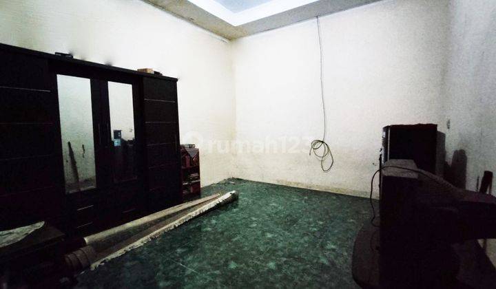 3br Unfurnished House At Pasar Rebo By Travelio Realty 8