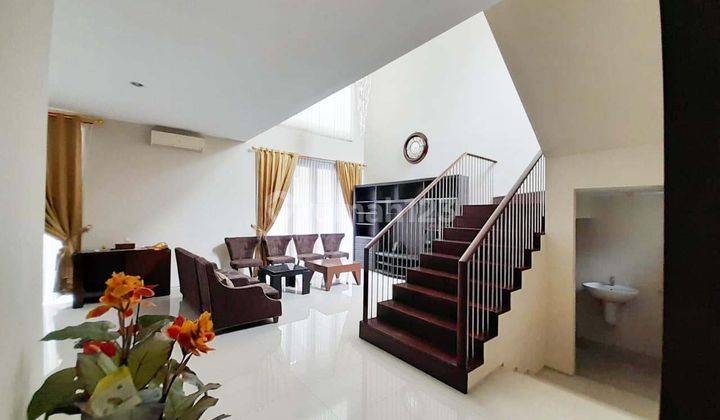 5br House At Perum Citrasun Garden By Travelio Realty 15