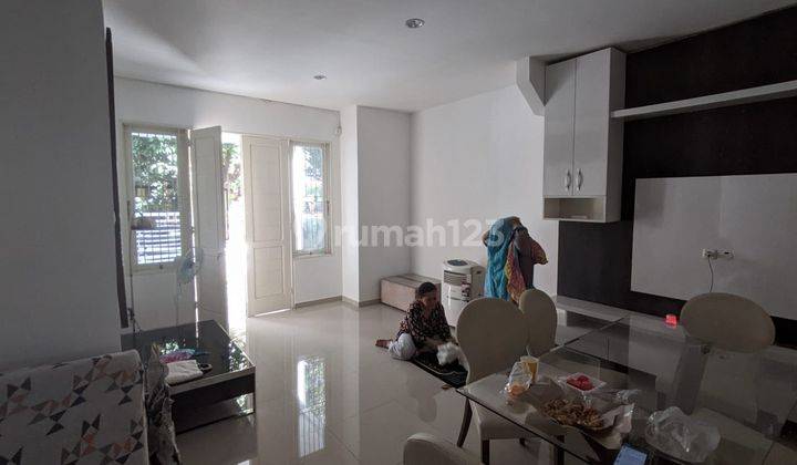 3br House At Kemang Pratama 2 By Travelio Realty 7