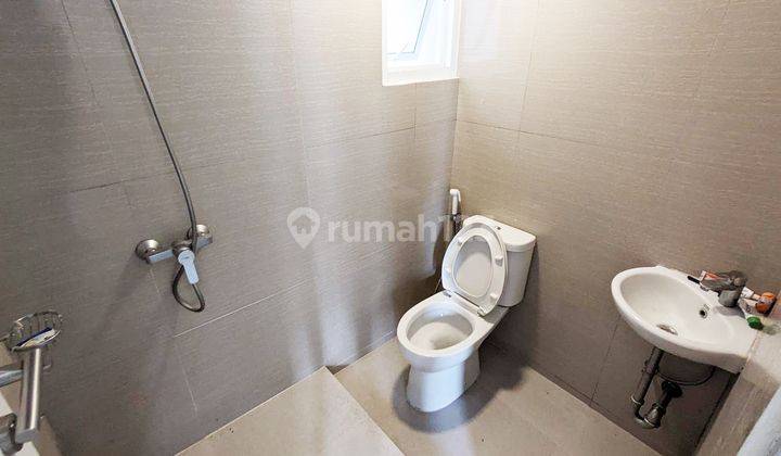 2br Unfurnished House At Citra Grand Cibubur Cbd By Travelio Realty 10