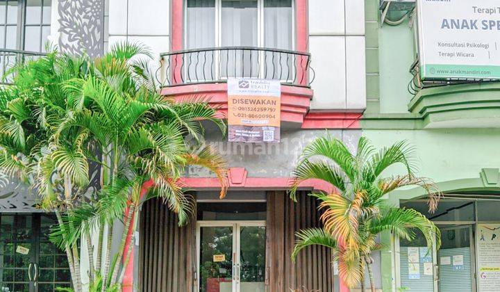 Ruko Furnished 3 Lantai At Pesona View By Travelio Realty 1