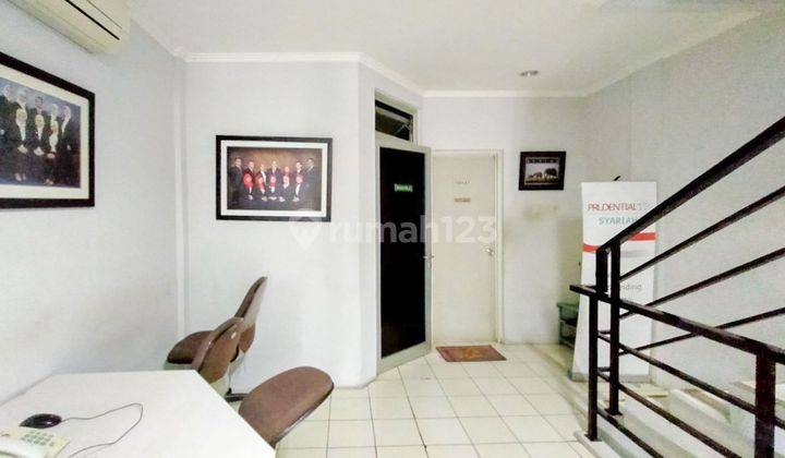 Ruko Furnished 3 Lantai At Pesona View By Travelio Realty 16