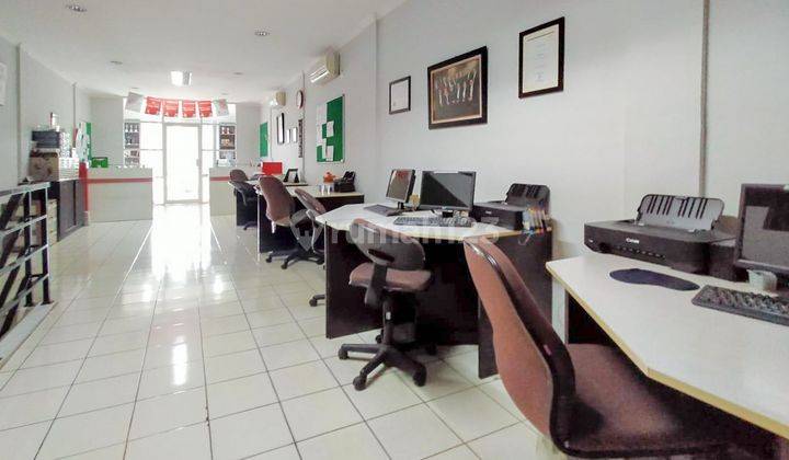 Ruko Furnished 3 Lantai At Pesona View By Travelio Realty 24