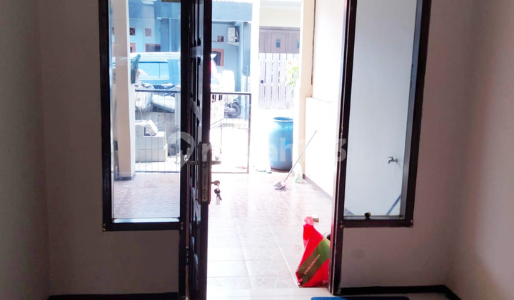 2br Unfurnished House At Perum Taman Aster By Travelio Realty 2