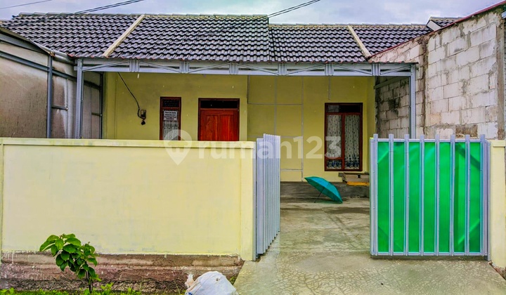 2br Unfurnished House At Perumahan Citra Elok By Travelio 21