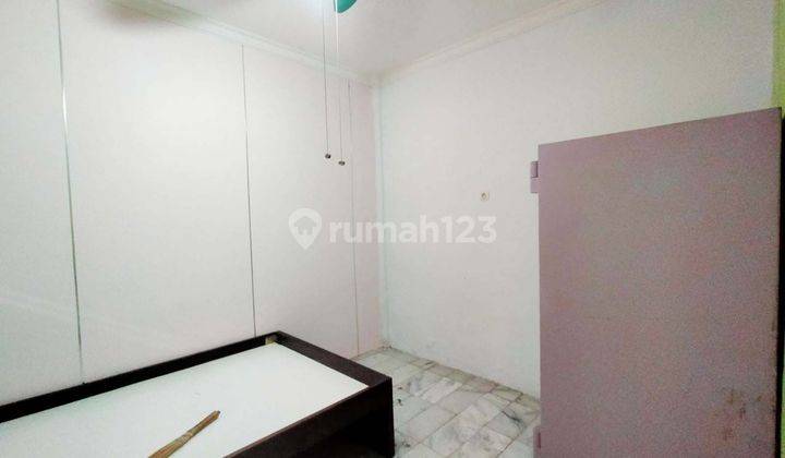 7br Unfurnished House At Perumahan Babakan Sari By Travelio Realty 11