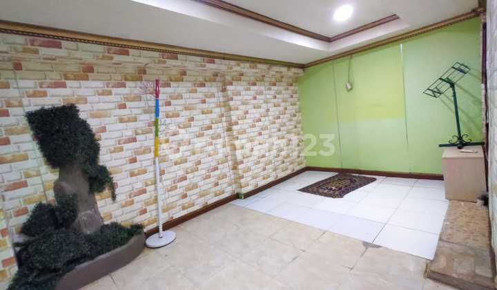 7br Unfurnished House At Perumahan Babakan Sari By Travelio Realty 22