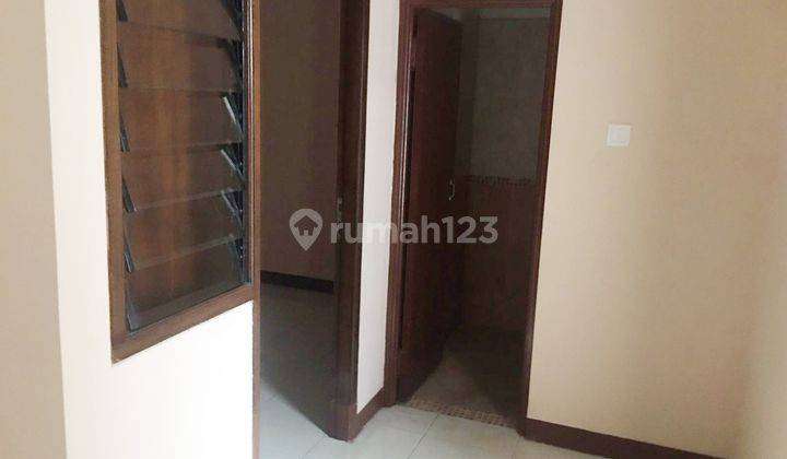 4br Unfurnished House At H. Tohir Lenteng Agung By Travelio Realty 5