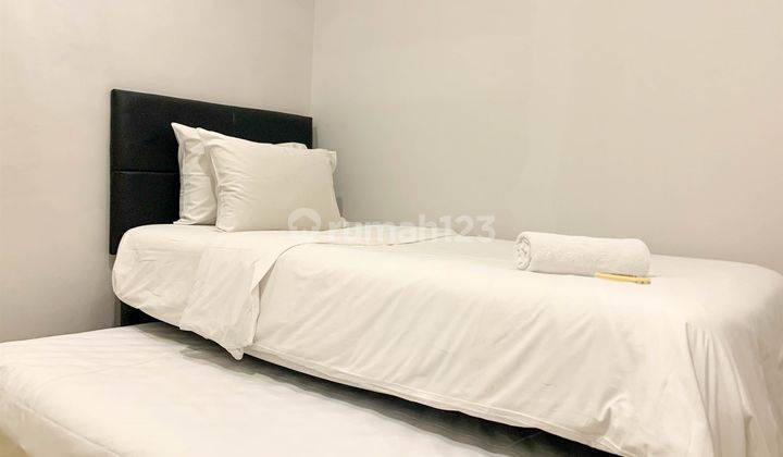 2br Furnished Apartemen Hayam Wuruk By Travelio 2