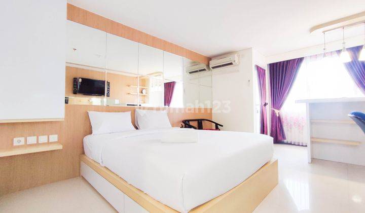 Studio Furnished Apartment At Sentraland Semarang By Travelio 2