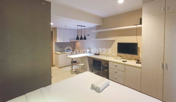Studio Furnished Student Park Apartment By Travelio 4