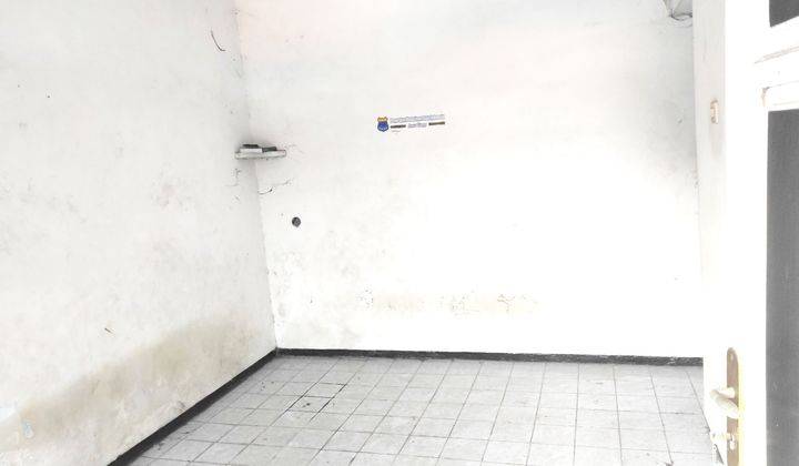 Unfurnished 4br House At Jambangan Baru By Travelio Realty 3