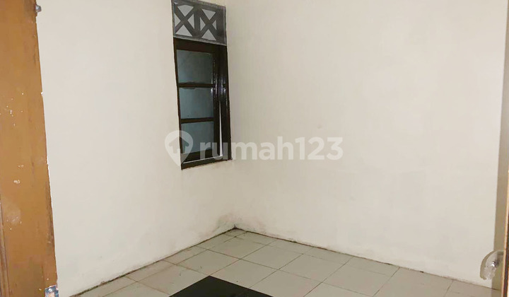Unfurnished 2br 3br House At Villa Pamulang Mas By Travelio Realty 36