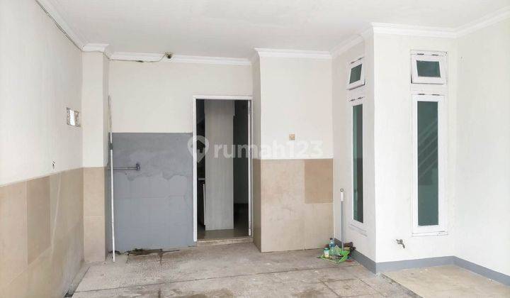2br Unfurnished House At H. Saanan Kembangan By Travelio Realty 3