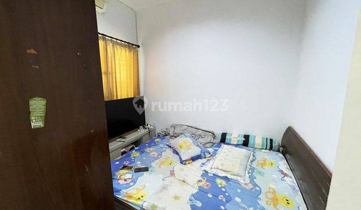 2br 3br 4br House At Puri Surya Jaya By Travelio Realty 29