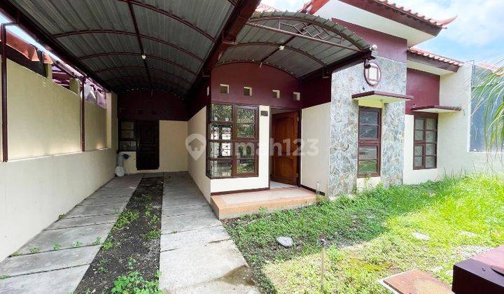 2br 3br 4br House At Puri Surya Jaya By Travelio Realty 39