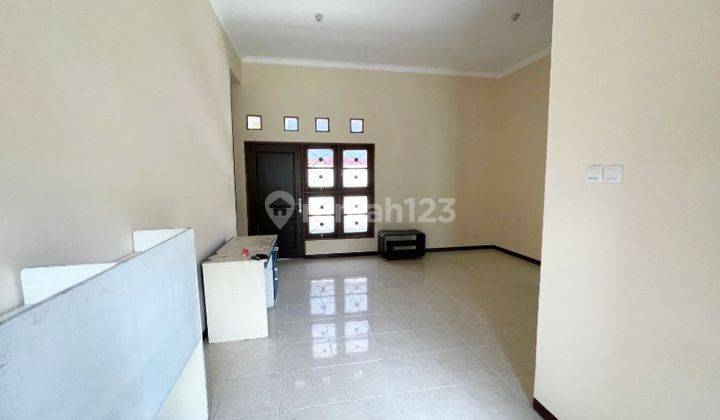 2br 3br 4br House At Puri Surya Jaya By Travelio Realty 45