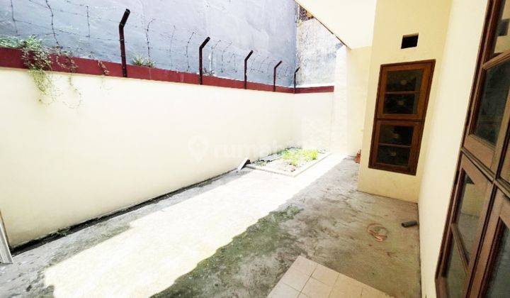 2br 3br 4br House At Puri Surya Jaya By Travelio Realty 47