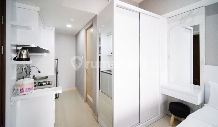 Furnished Apartemen Grand Dharmahusada Lagoon Dekat Tunjungan Plaza 2