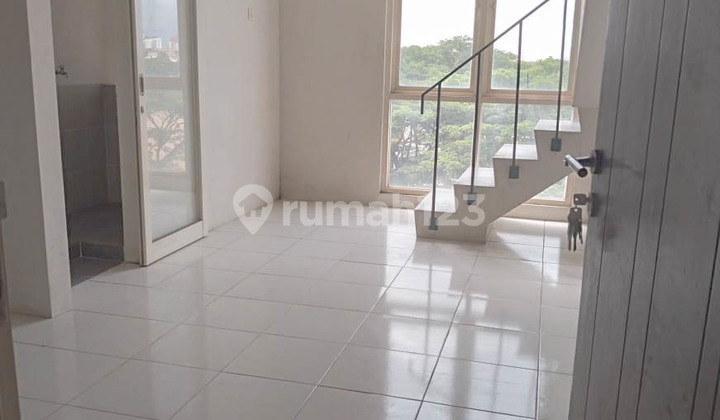 Unfurnished Royal Cityloft Apartment Near Pakuwon Mall