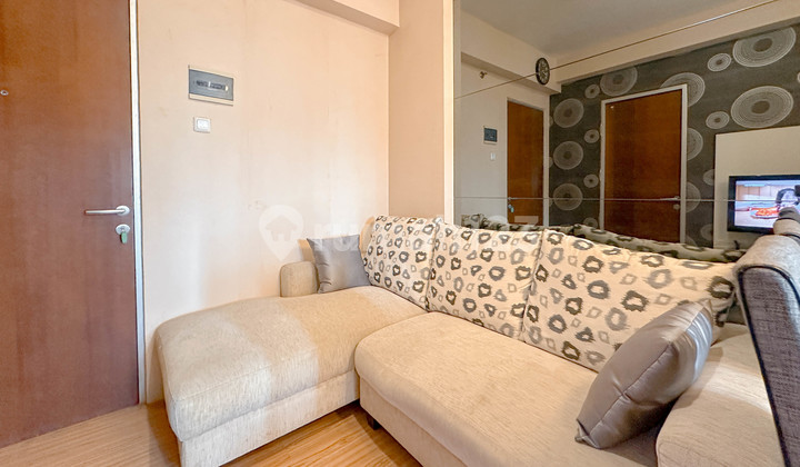 Furnished Gunawangsa Manyar Apartments 2