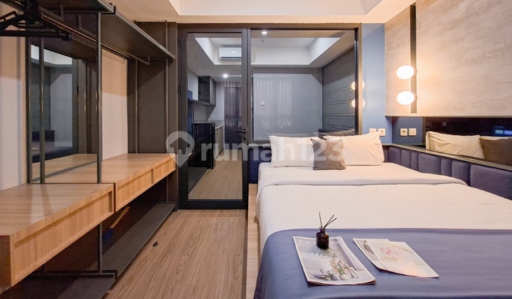 Studio 1BR 2BR 3BR Furnished and Unfurnished Apartments Collins Boulevard